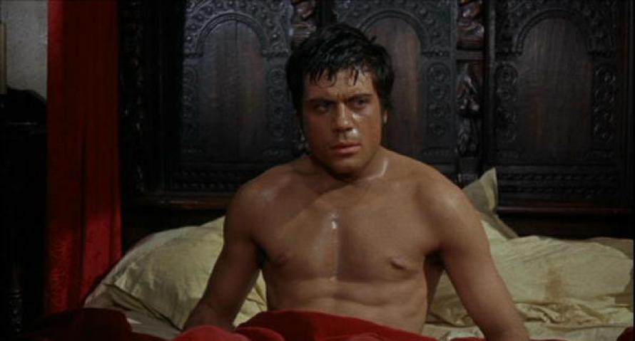 Curse_of_the_Werewolf_Oliver_Reed_dream